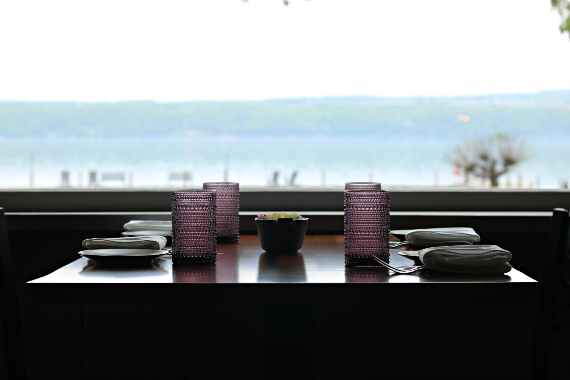 Plum Point Lodge Himrod Kültér fotó